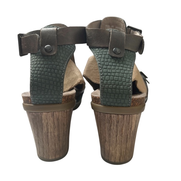 DANSKO DOMINIQUE Sandals Teal Leather& Suede T Strap Size 41 US 10.5 - 11 - Picture 4 of 11